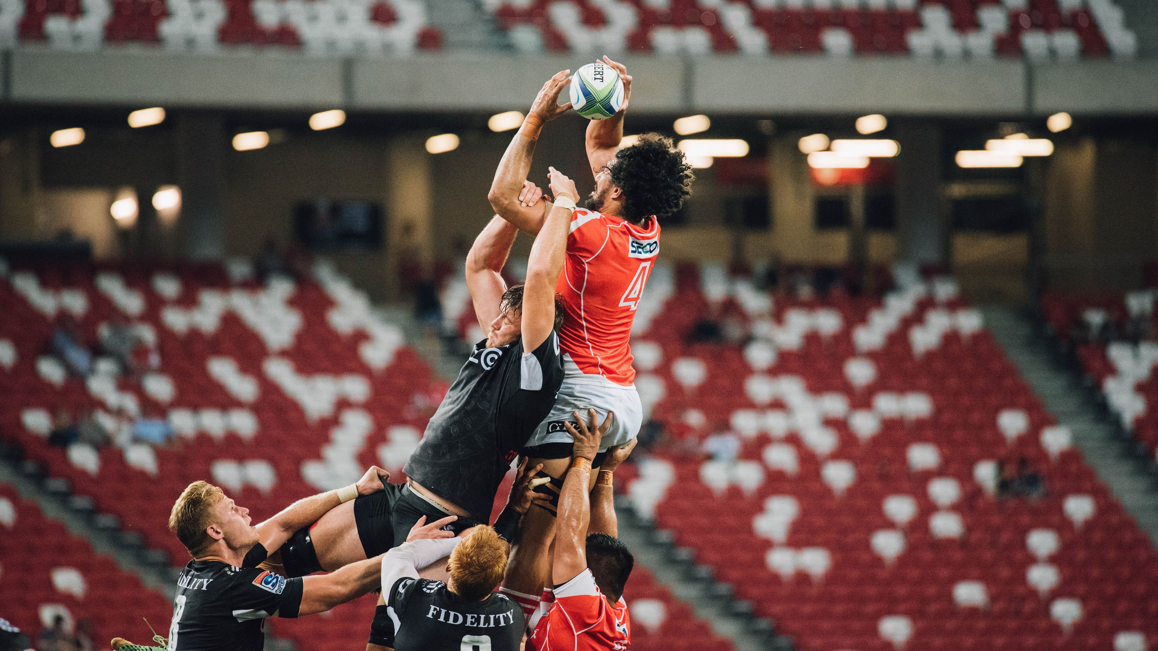 开云体育官网在线-CBA球员展现职业风范与担当，cba球队球员